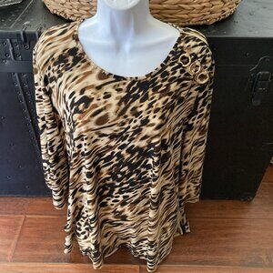 Ava & Grace Leopard Print  Tunic Blouse Gold Metal Rings  X Large